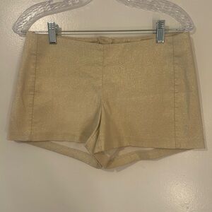Lilly Pulitzer size 2 shiny Elegant Gold Women's Shorts
